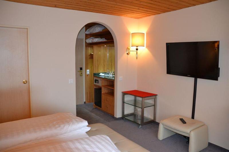 T3 Alpenhotel ฟลิมส์ ภายนอก รูปภาพ